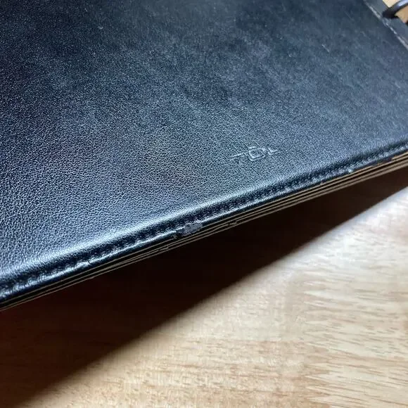 TUL Black Disc Binder w/2 sets of tabs and 50 pages Narrow Ruled Paper. Preowned - Picture 8 of 10